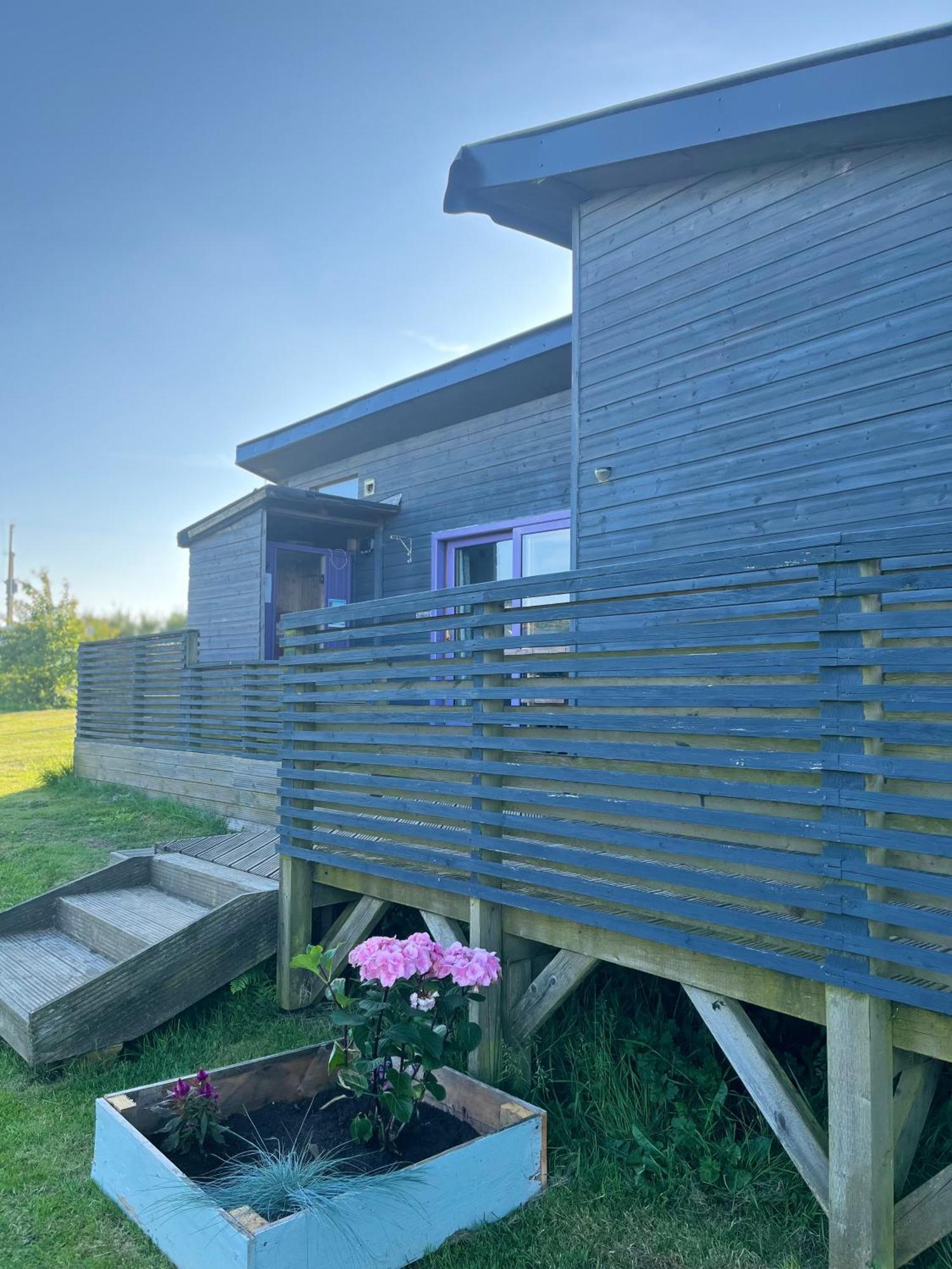 Tamarisk Cabin Bude Exterior foto
